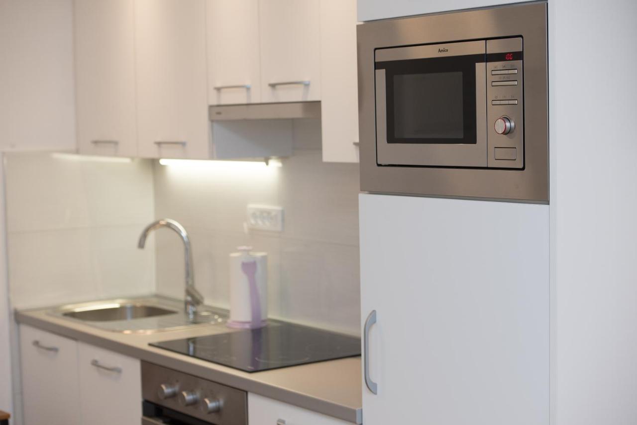 Luxury Studio Apartment Honeymoon Split Exteriör bild