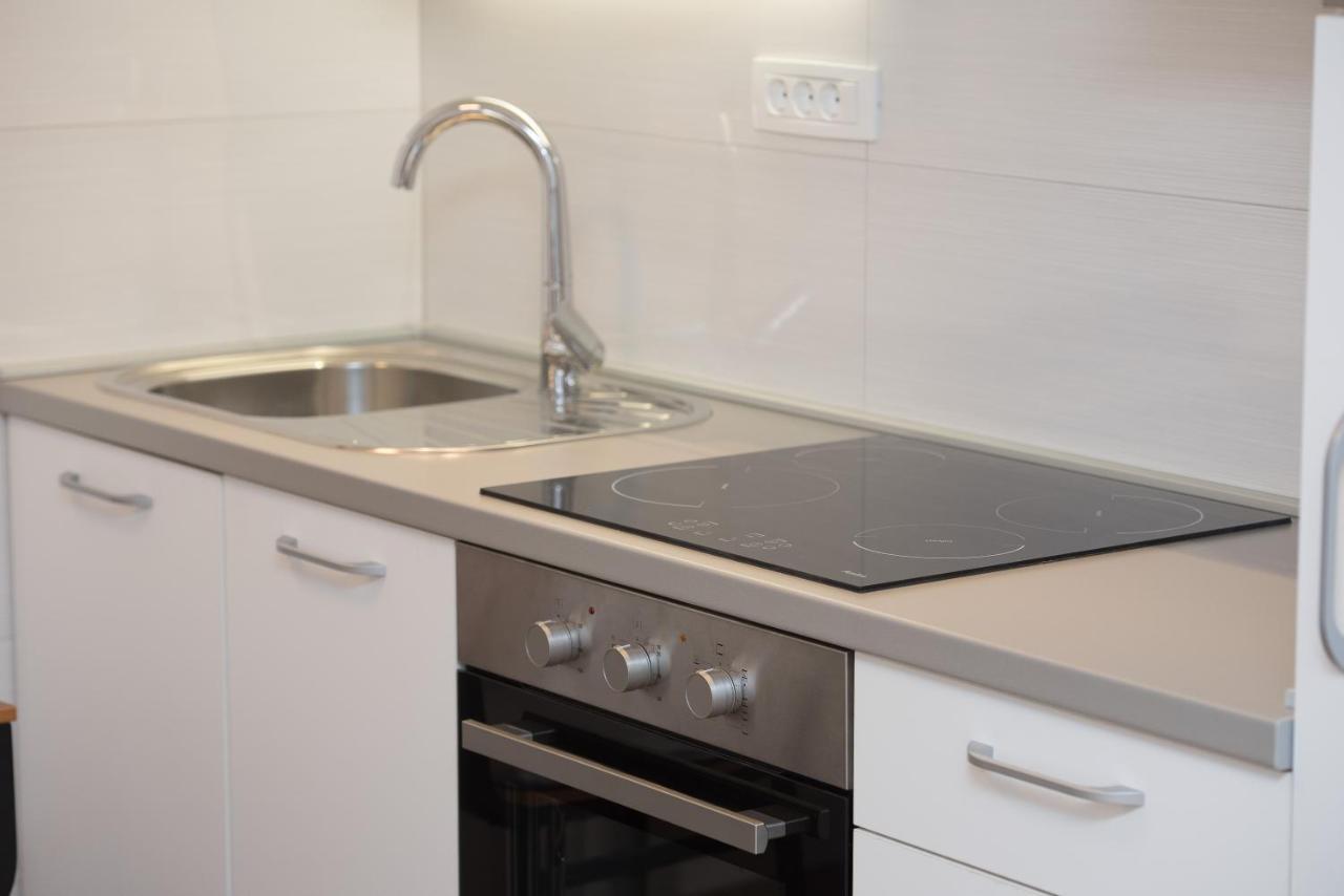 Luxury Studio Apartment Honeymoon Split Exteriör bild